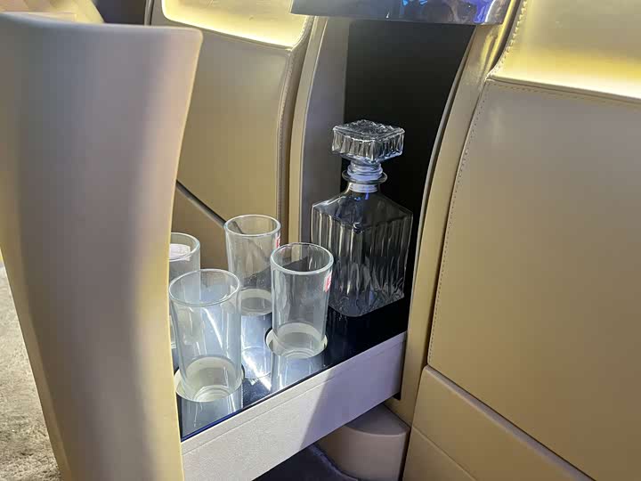 Photo 9 - Mercedes-Benz Vito