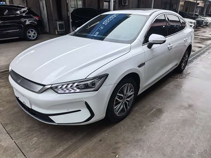 Фото 3 - BYD Qin Plus
