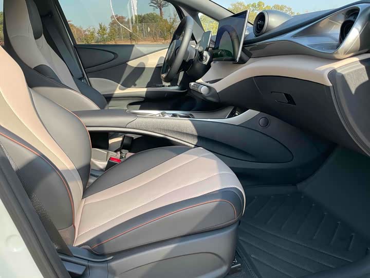 Фото 7 - BYD Dolphin