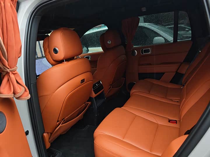 Photo 3 - LiXiang L6