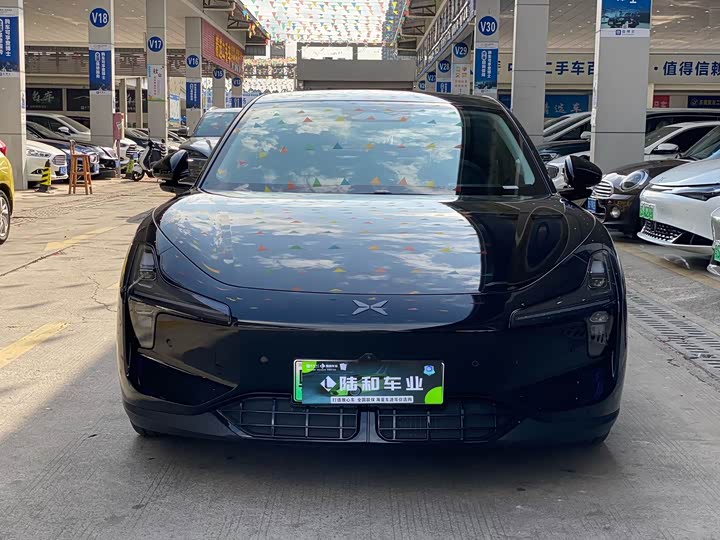 Фото 2 - XPeng Mona M03