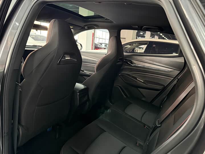 Фото 5 - Changan X5 Plus