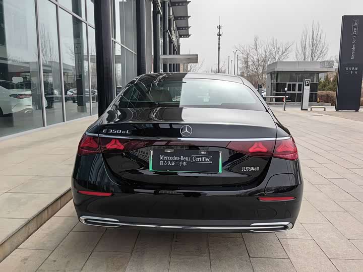 Photo 5 - Mercedes-Benz E-Class Hybrid