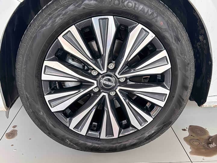 Фото 4 - Nissan Teana