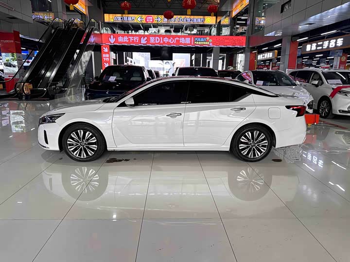 Фото 5 - Nissan Teana