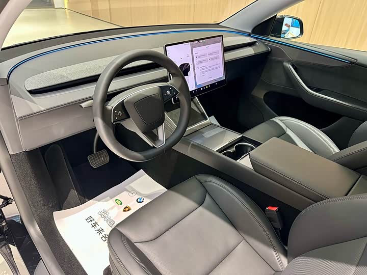 Фото 9 - Tesla Model Y