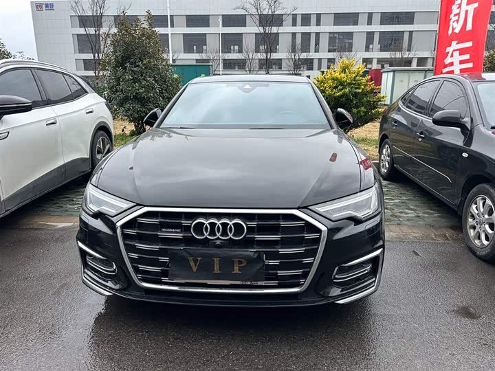 Фото 2 - Audi A6L