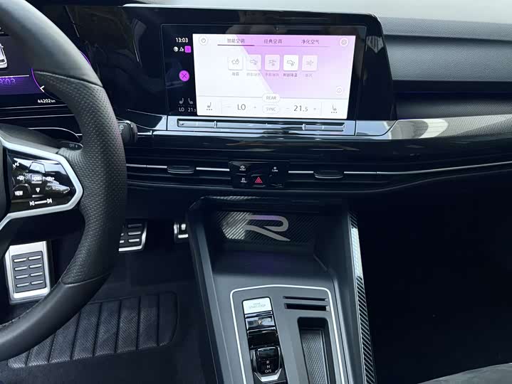 Фото 9 - Volkswagen Golf