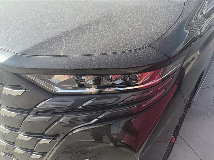 Фото 5 - Toyota Alphard