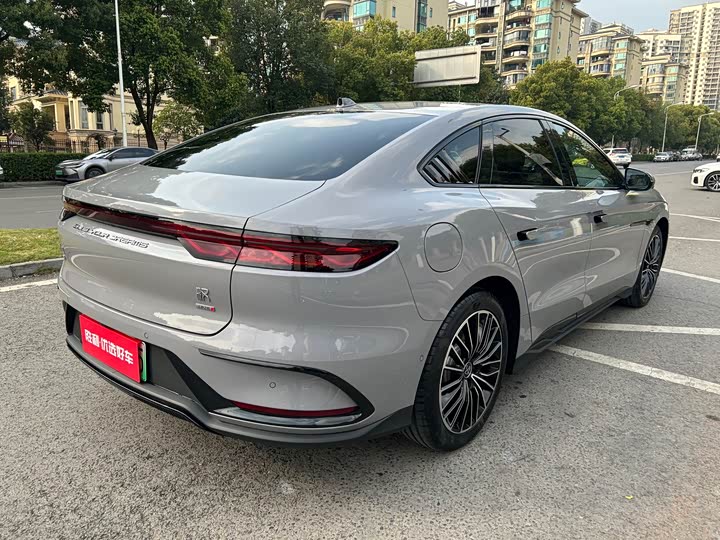 Фото 7 - BYD Han