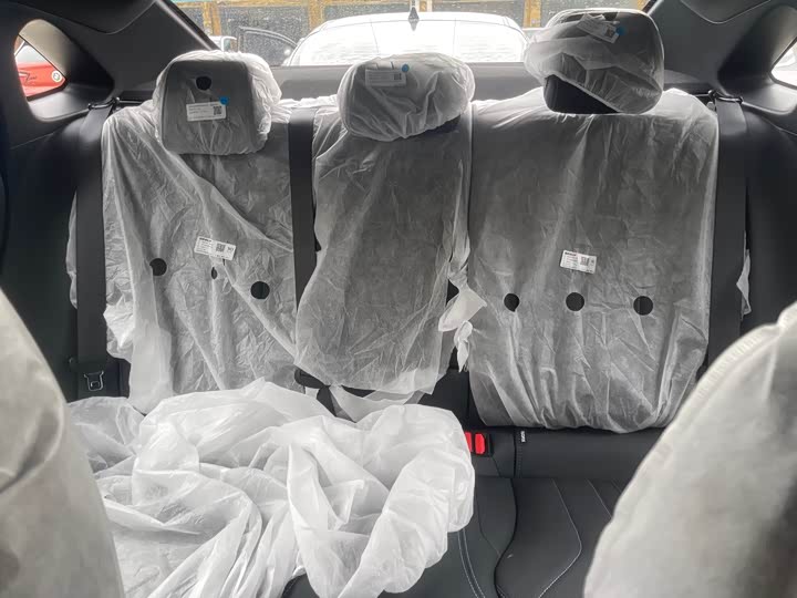 Фото 7 - Geely Preface