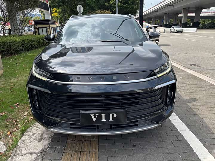 Фото 1 - Exeed TXL