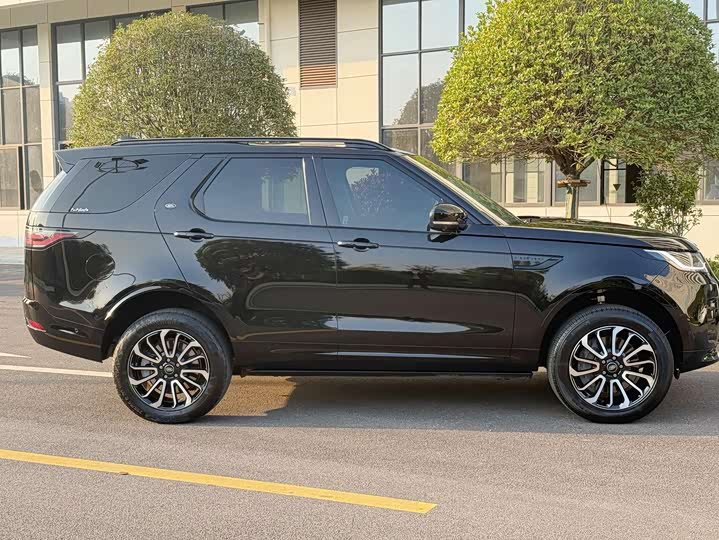 Фото 3 - Land Rover Discovery