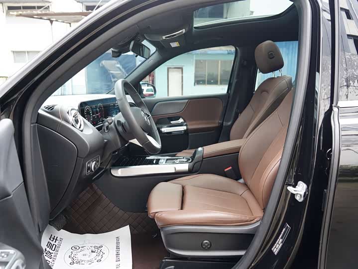 Фото 4 - Mercedes-Benz GLB-Class