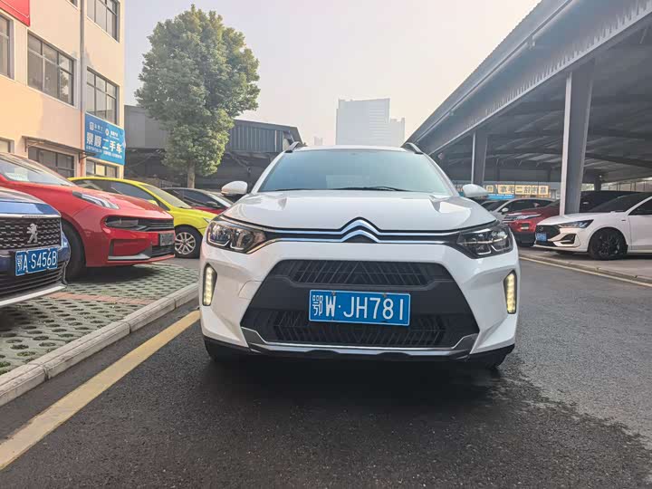 Photo 2 - Citroen C3-XR