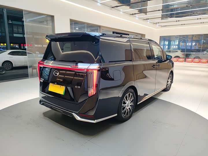 Photo 6 - GAC Trumpchi E9