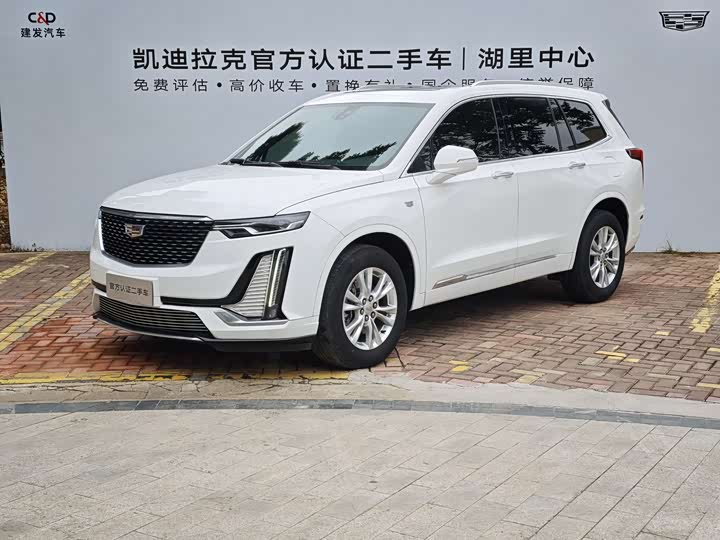 Photo 1 - Cadillac XT6