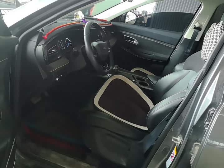 Фото 9 - Changan Oshan X7 Plus