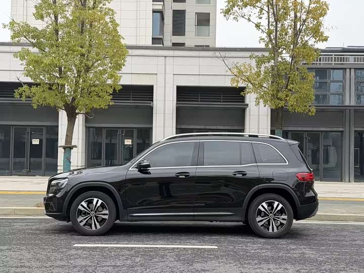 Фото 3 - Mercedes-Benz GLB-Class