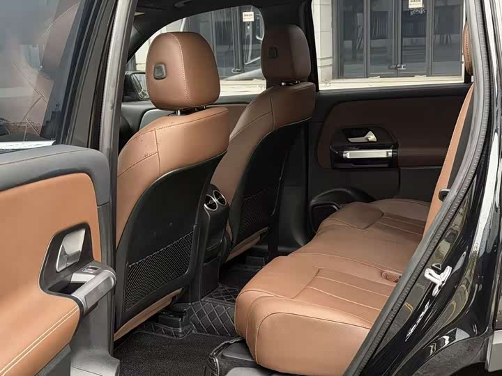 Фото 9 - Mercedes-Benz GLB-Class