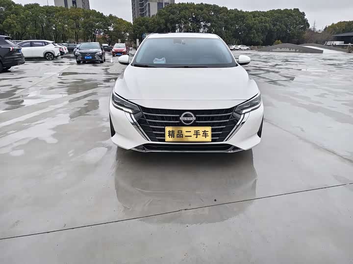 Фото 1 - Nissan Sylphy