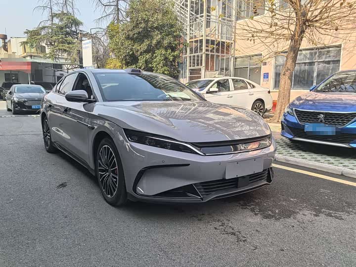 Фото 3 - BYD Han