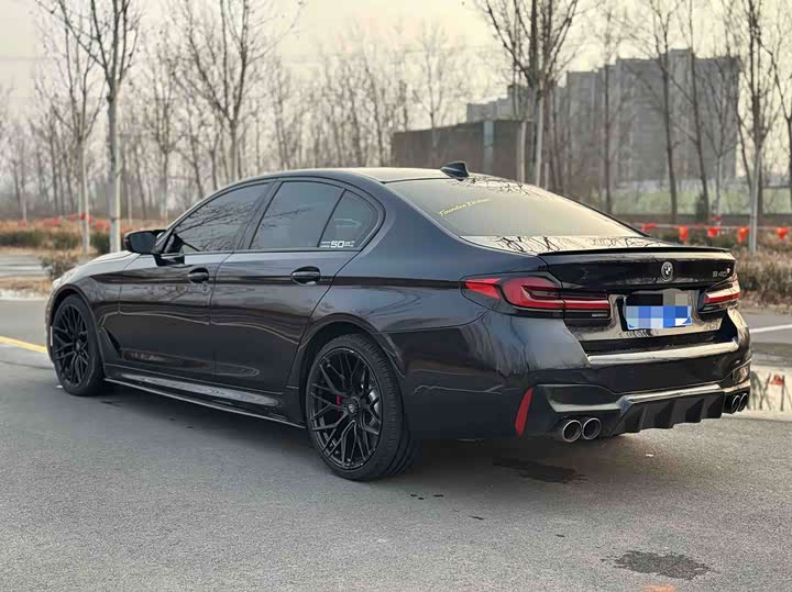 Фото 2 - BMW 5 Series