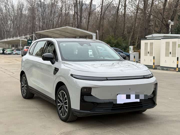 Фото 3 - Leapmotor B10