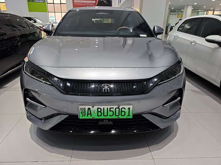 Фото 2 - BYD Song L