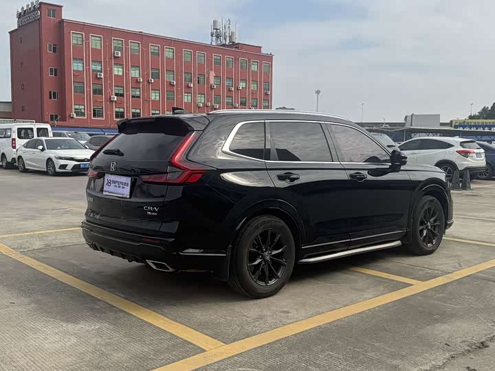Фото 4 - Honda CR-V