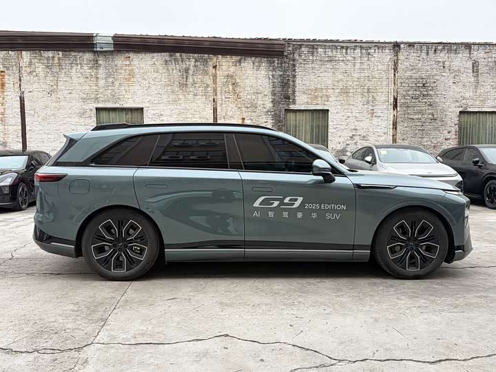 Photo 5 - XPeng G9