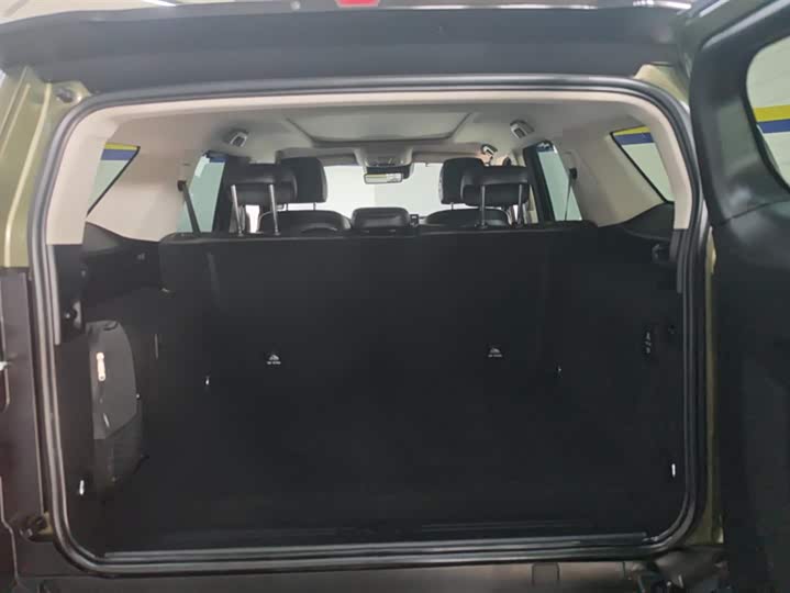 Photo 4 - Tank 400 Hybrid