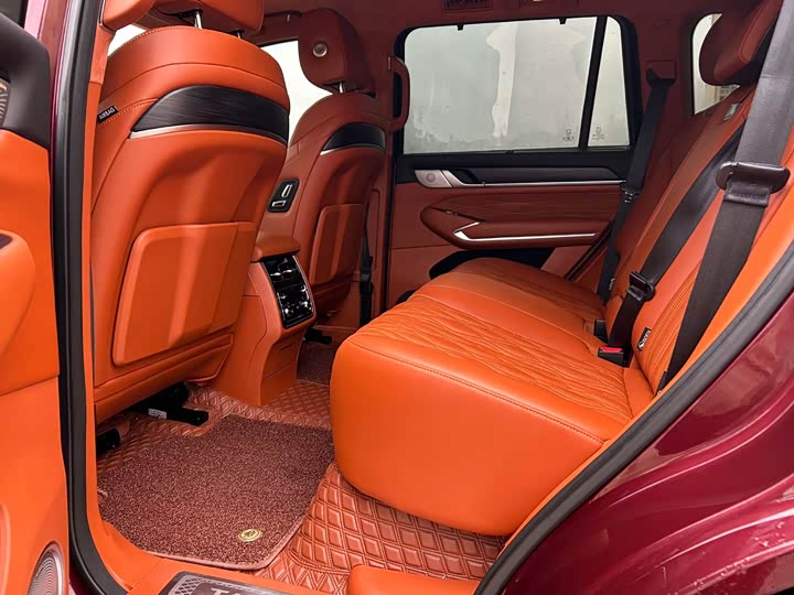 Фото 7 - Tank 500