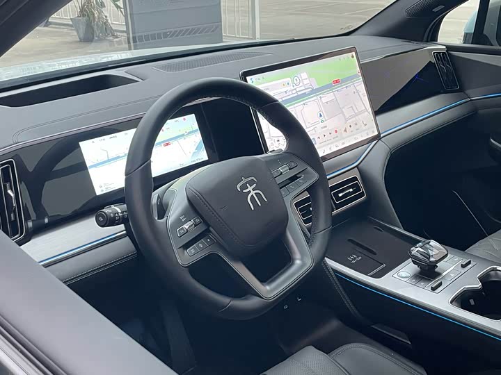 Фото 9 - BYD Song L DM-i Hybrid