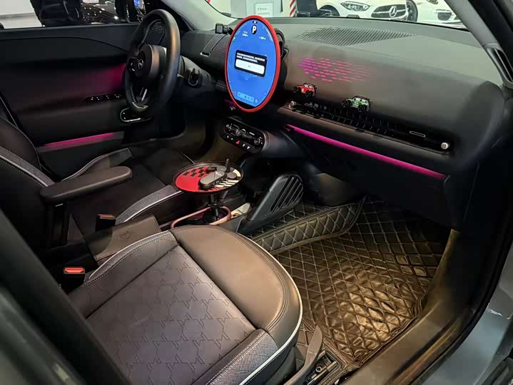 Фото 8 - Mini Aceman