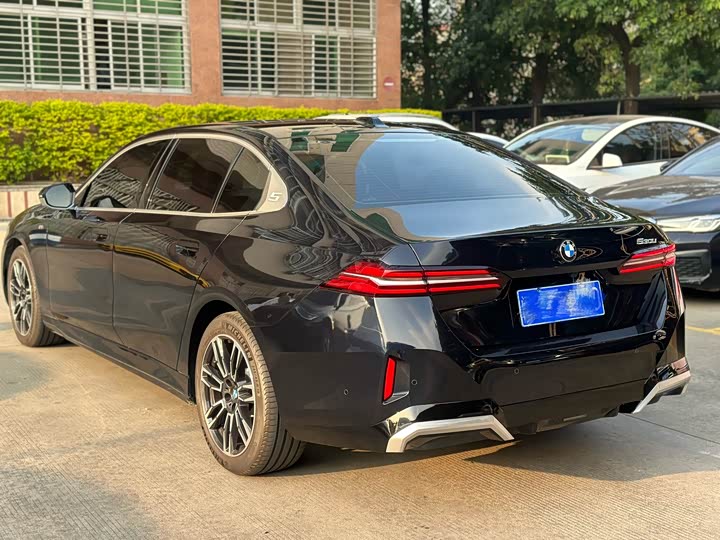 Фото 7 - BMW 5 Series