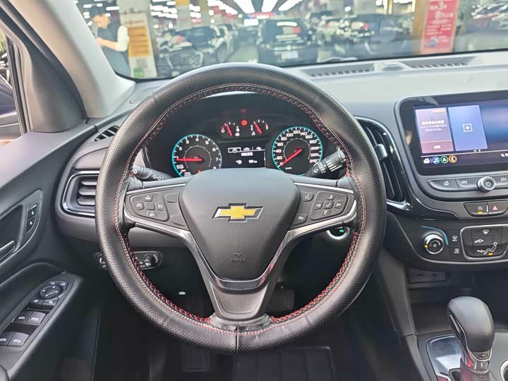 Фото 7 - Chevrolet Equinox