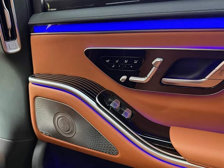 Фото 2 - Mercedes-Benz S-Class