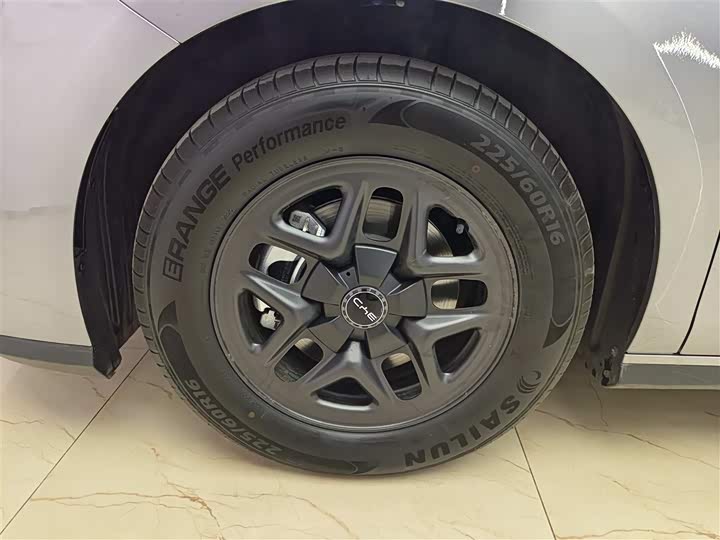 Фото 8 - BYD Seal 05 DM-i Hybrid