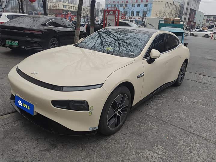 Фото 1 - XPeng P7