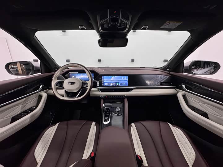 Photo 8 - Geely Monjaro