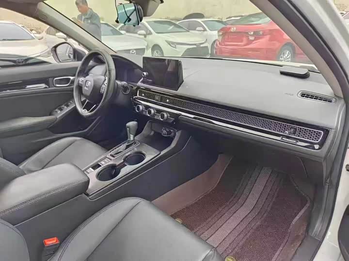 Фото 6 - Honda Civic