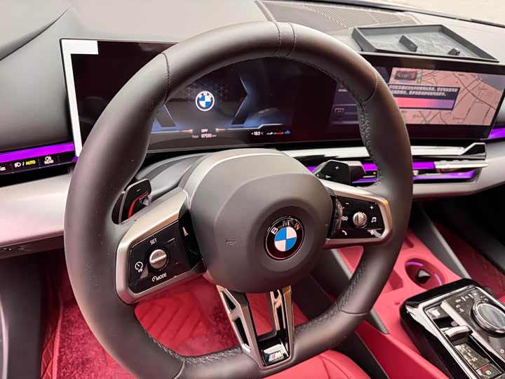 Фото 5 - BMW 5 Series