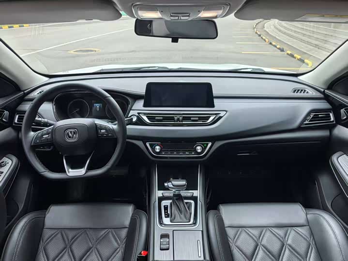 Фото 9 - Changan Raeton CC