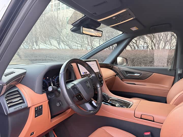 Photo 9 - Toyota Vellfire