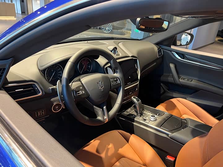 Фото 6 - Maserati Ghibli