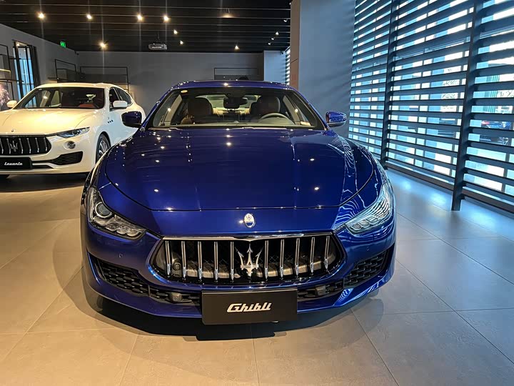 Фото 7 - Maserati Ghibli