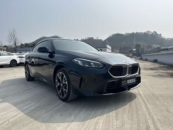 Фото 3 - BMW 2 Series