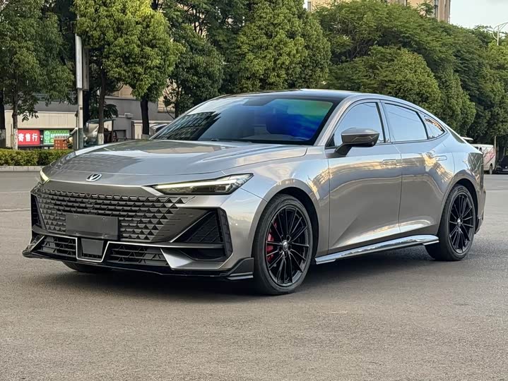 Photo 1 - Changan UNI-V