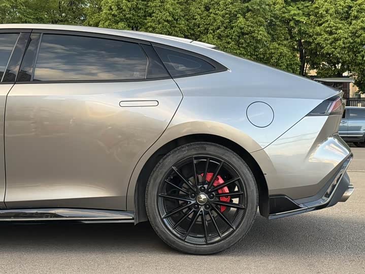 Photo 5 - Changan UNI-V